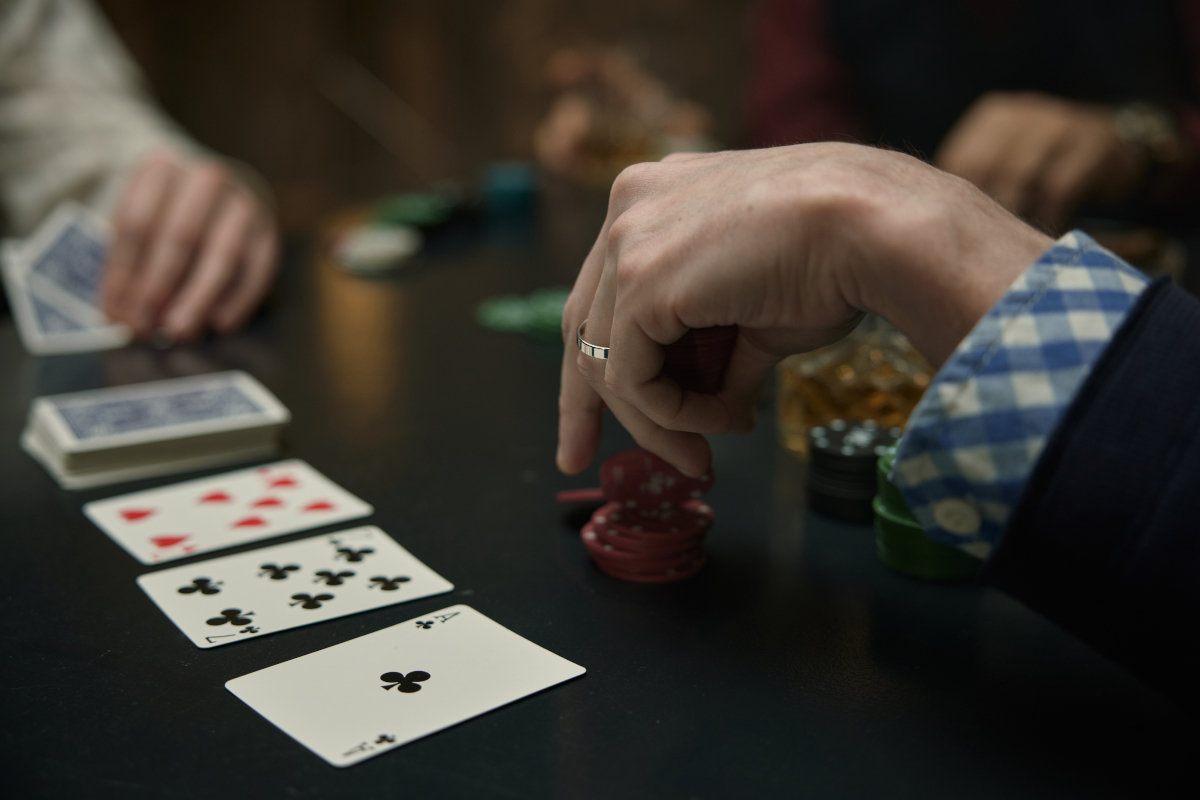 Comment transformer un fish au poker en une proie facile : techniques efficaces