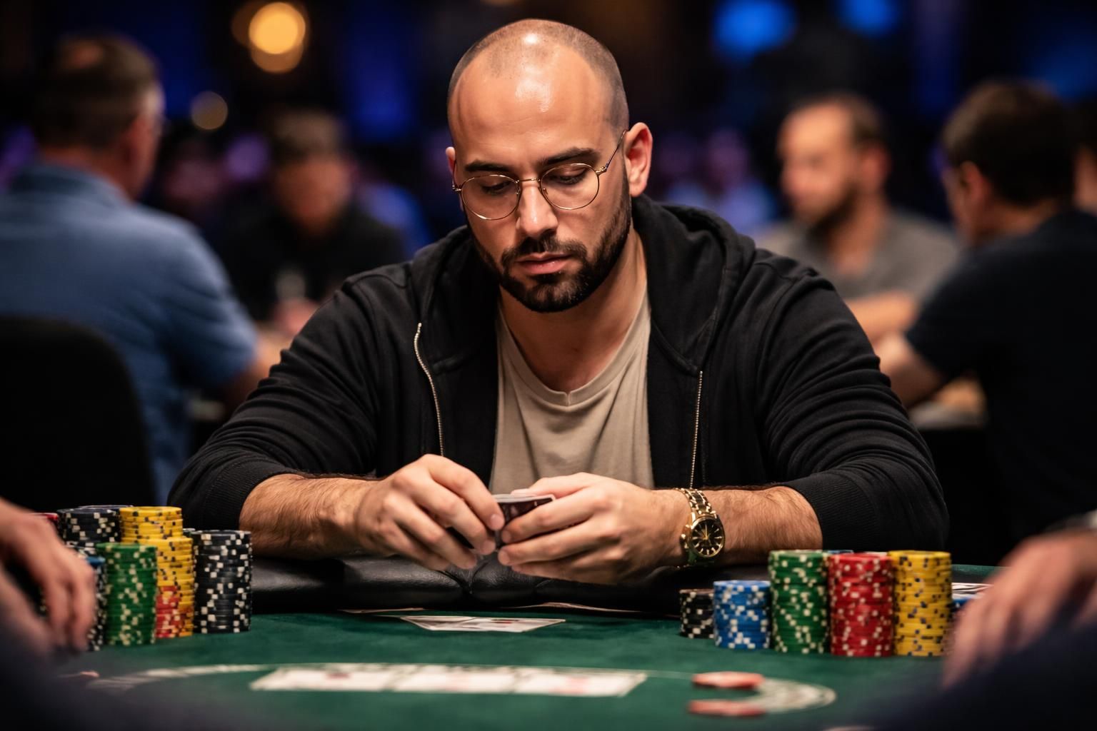 Bryn Kenney au poker : l&rsquo;analyse du style de jeu du numéro 1 mondial